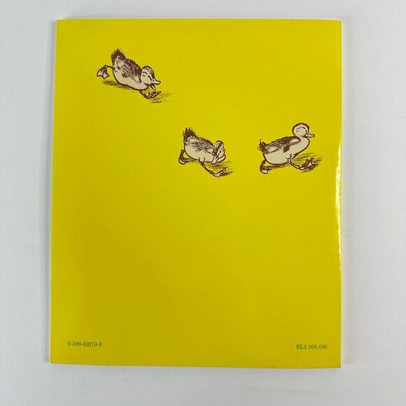 2/$6 Make Way for Ducklings book by Robert McCloskey-Caldecott (Paperback) - Picture 5 of 9